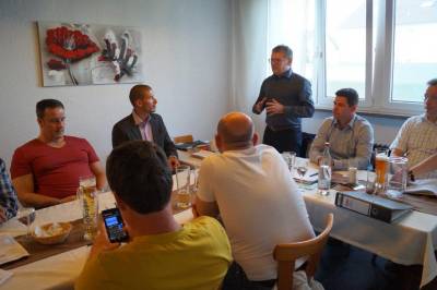 Anregende Diskussion bei der Hauptversammlung der CDU Untergrombach